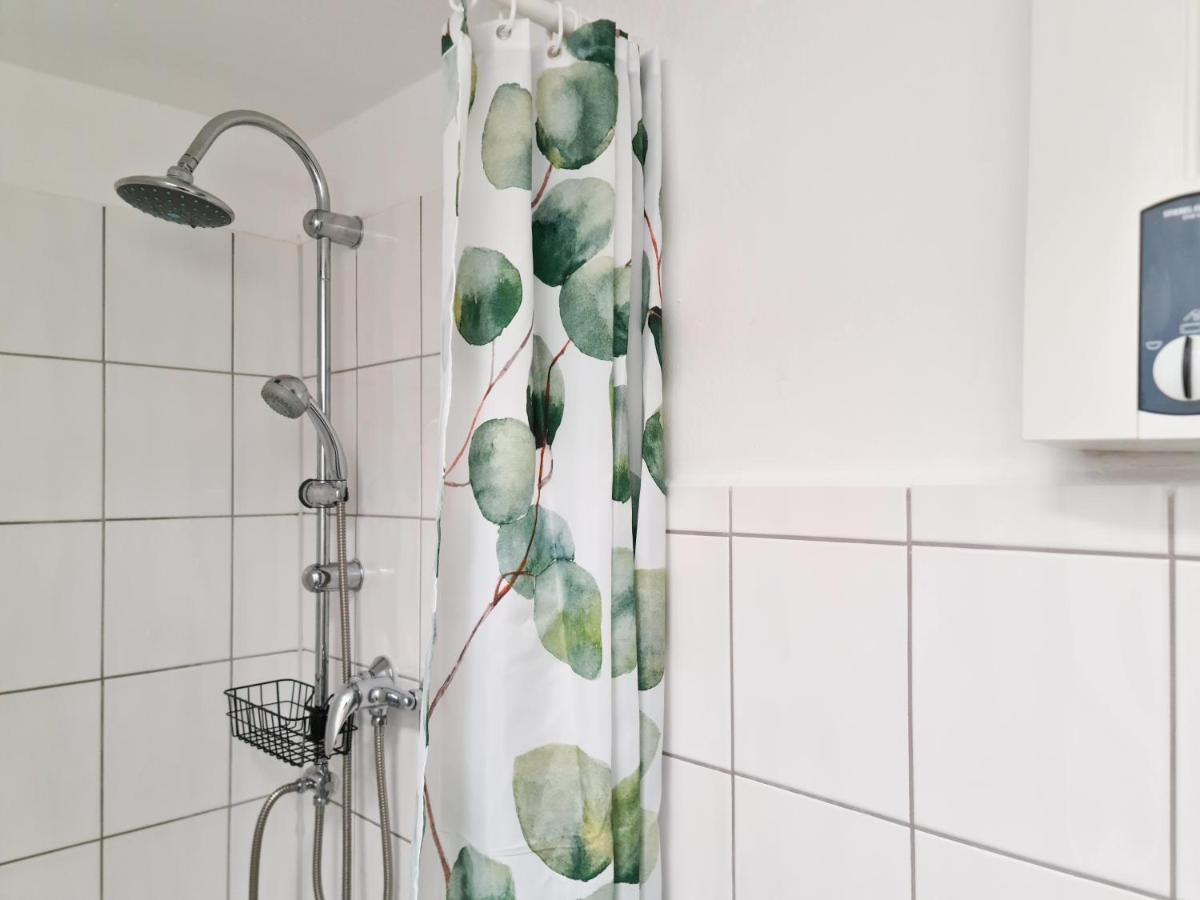 Schoene Ferienwohnung Im Zentrum Mit Self Check-In Und Free Wifi Essen Bagian luar foto